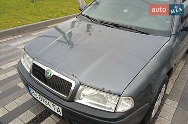 Лифтбек Skoda Octavia 2010 в Львове