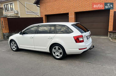 Универсал Skoda Octavia 2014 в 
