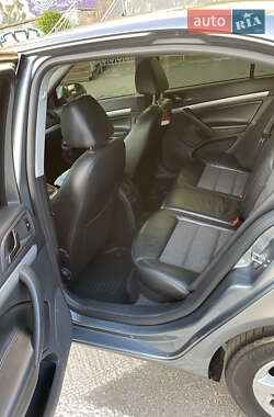Лифтбек Skoda Octavia 2011 в 