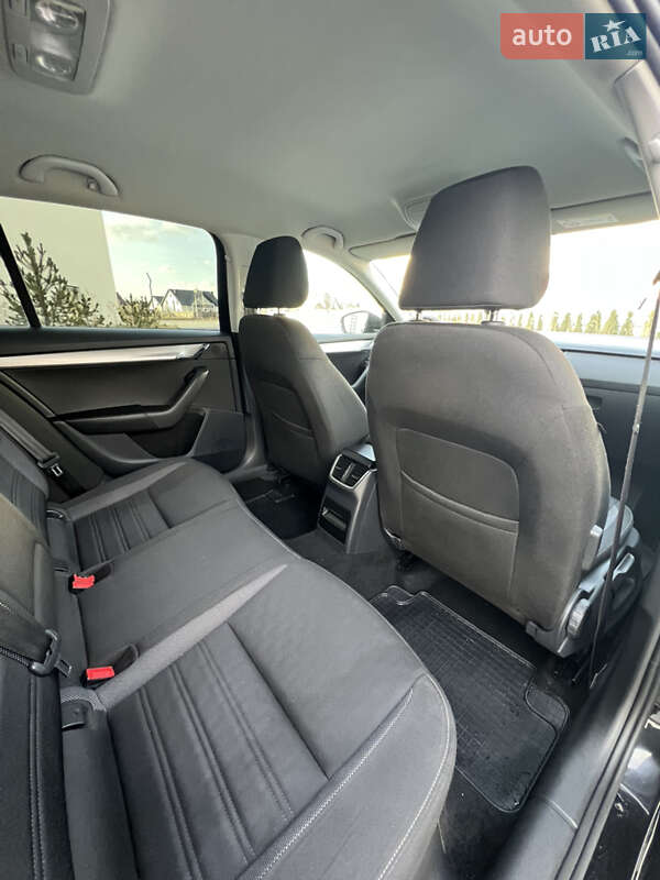 Універсал Skoda Octavia 2019 в Луцьку