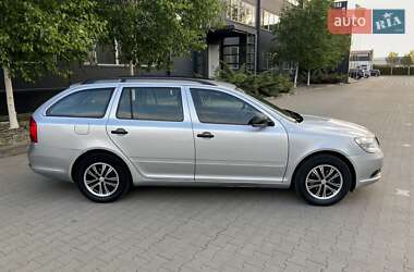 Универсал Skoda Octavia 2012 в 