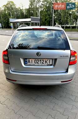 Универсал Skoda Octavia 2012 в 