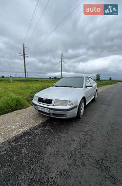 Лифтбек Skoda Octavia 2002 в Ивано-Франковске
