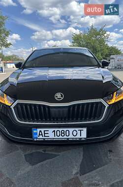 Лифтбек Skoda Octavia 2021 в Днепре