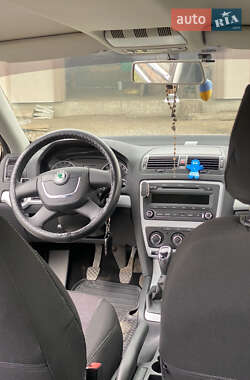 Лифтбек Skoda Octavia 2010 в 