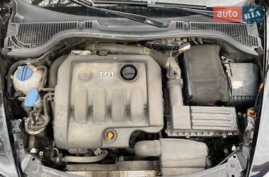 Лифтбек Skoda Octavia 2010 в 