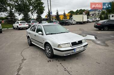 Лифтбек Skoda Octavia 1999 в 