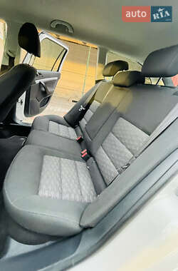 Универсал Skoda Octavia 2011 в 