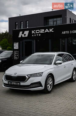 Универсал Skoda Octavia 2021 в 
