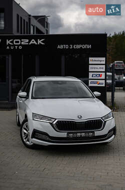 Универсал Skoda Octavia 2021 в 