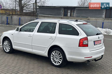 Універсал Skoda Octavia 2012 в 