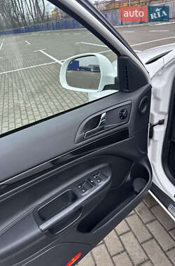 Універсал Skoda Octavia 2012 в 