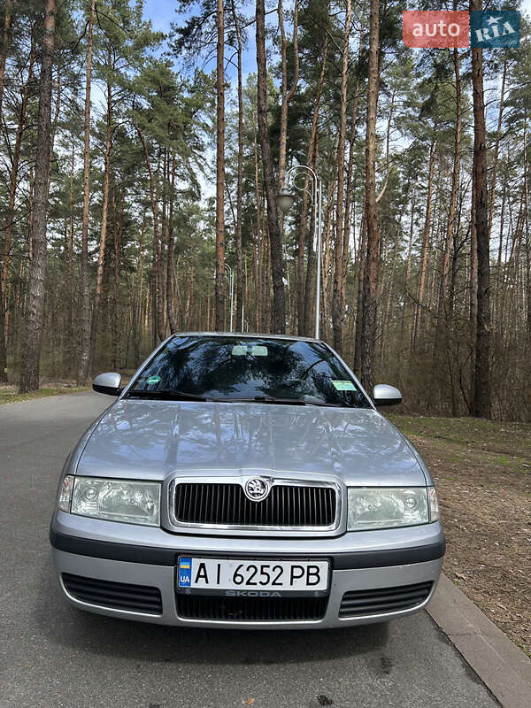 Ліфтбек Skoda Octavia 2010 в Києві