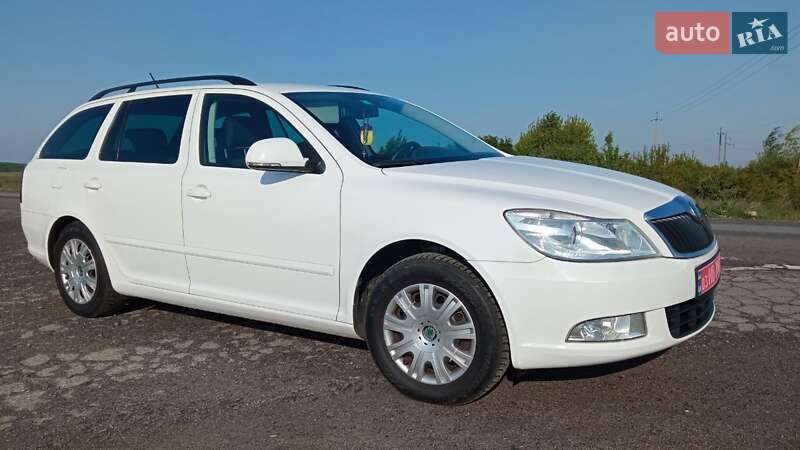 Универсал Skoda Octavia 2012 в 