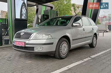 Універсал Skoda Octavia 2006 в Чернігові