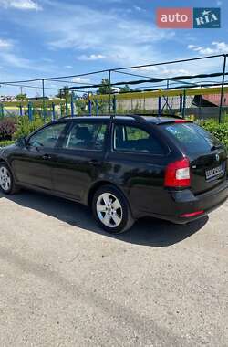 Універсал Skoda Octavia 2012 в 