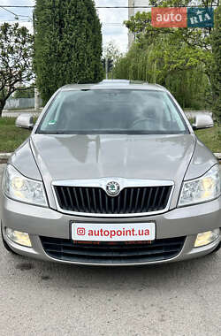 Лифтбек Skoda Octavia 2009 в Сумах