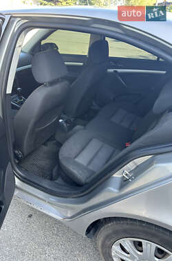 Лифтбек Skoda Octavia 2008 в 