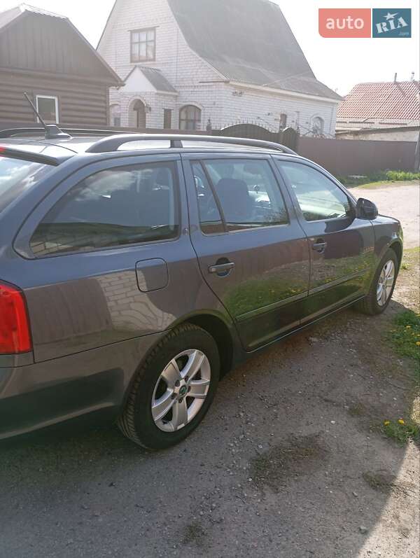 Универсал Skoda Octavia 2012 в Бобровице фото 3 Универсал Skoda Octavia 2012 в Бобровице