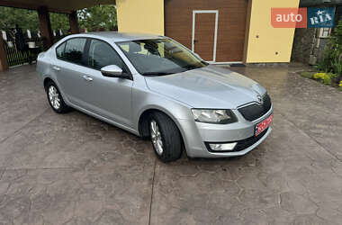 Лифтбек Skoda Octavia 2013 в Калуше