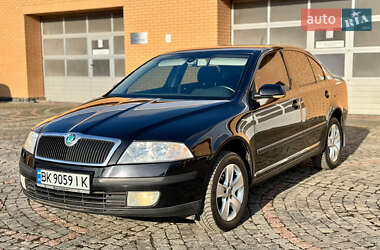 Лифтбек Skoda Octavia 2008 в 