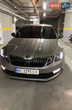 Лифтбек Skoda Octavia 2017 в Львове