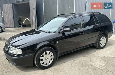 Универсал Skoda Octavia 2010 в Ивано-Франковске