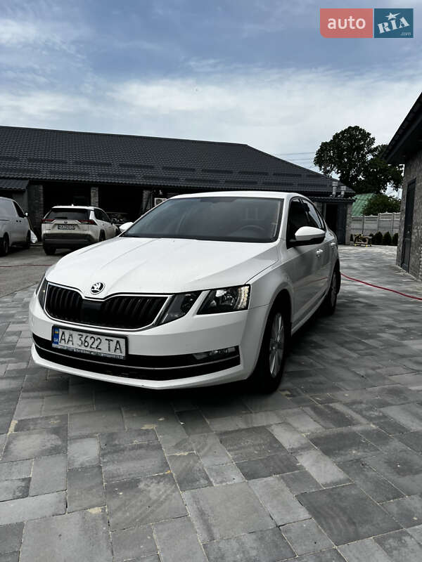 Лифтбек Skoda Octavia 2017 в Нежине