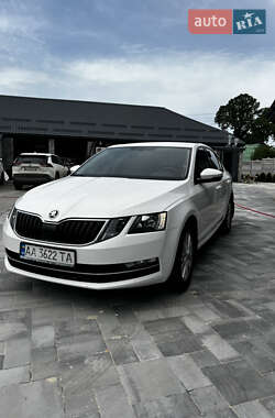 Лифтбек Skoda Octavia 2017 в 