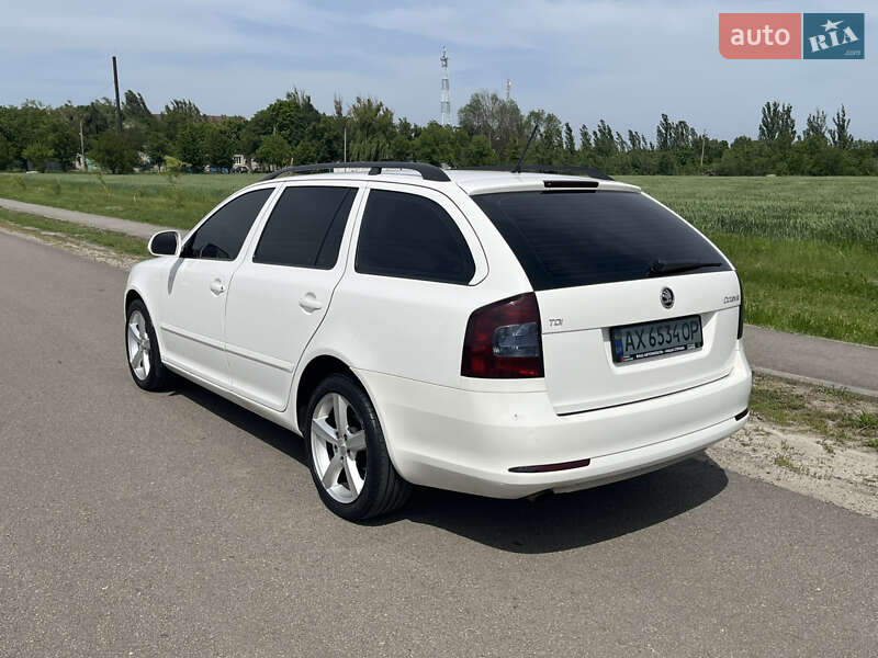 Універсал Skoda Octavia 2010 в Лозовій