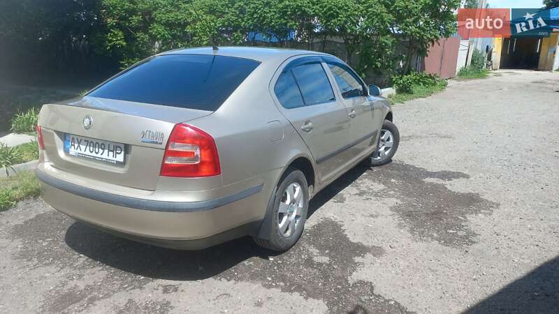 Лифтбек Skoda Octavia 2005 в Песочине