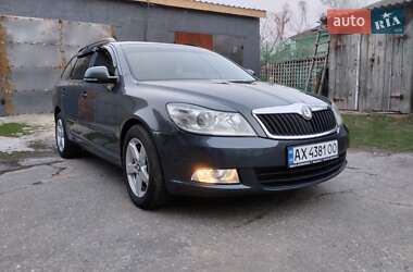 Універсал Skoda Octavia 2012 в 