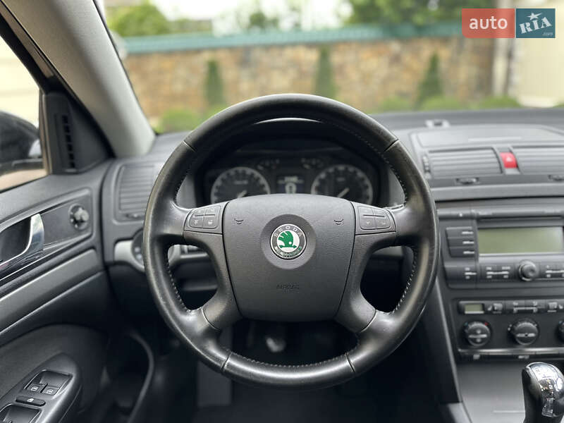 Универсал Skoda Octavia 2009 в Могилев-Подольске