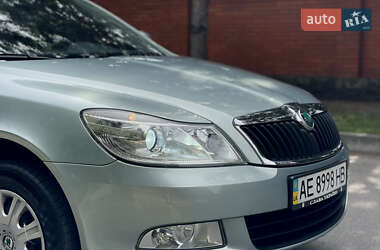 Ліфтбек Skoda Octavia 2012 в 