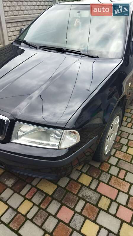 Лифтбек Skoda Octavia 2005 в Звенигородке