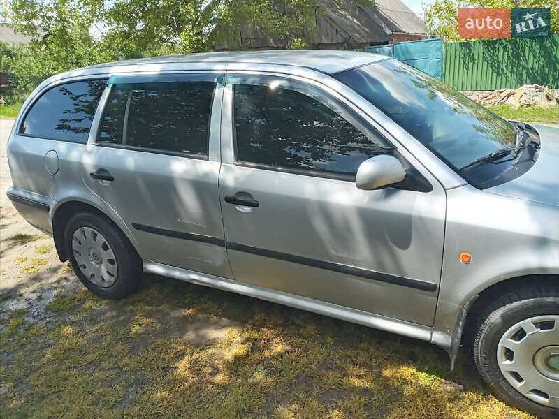 Универсал Skoda Octavia 2000 в Калиновке