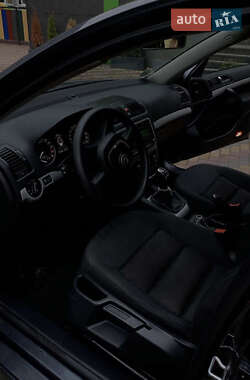 Универсал Skoda Octavia 2011 в 
