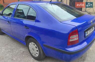Ліфтбек Skoda Octavia 2002 в 