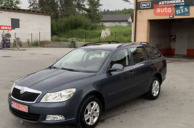 Универсал Skoda Octavia 2009 в Ирпене