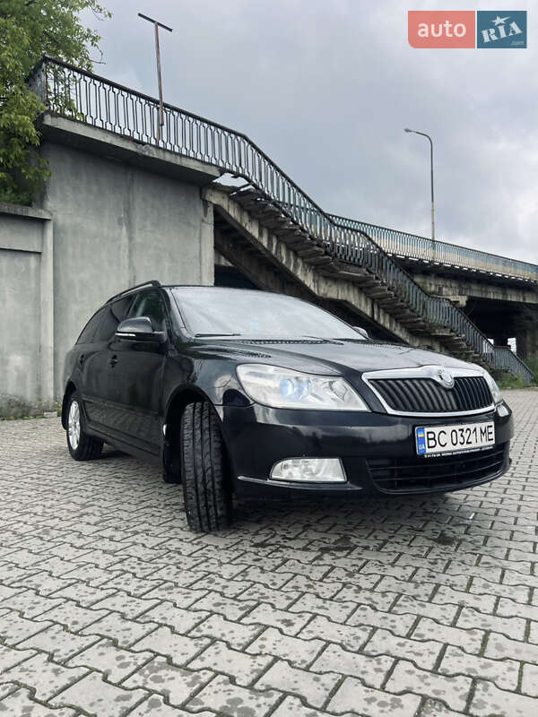 Універсал Skoda Octavia 2010 в Дрогобичі