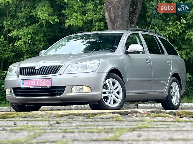 Універсал Skoda Octavia 2012 в Радивиліві