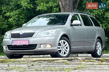 Універсал Skoda Octavia 2012 в 