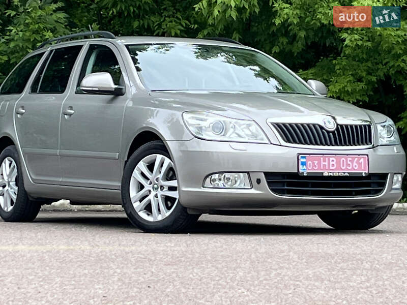 Універсал Skoda Octavia 2012 в Радивиліві