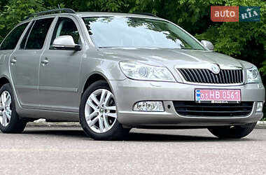 Універсал Skoda Octavia 2012 в 