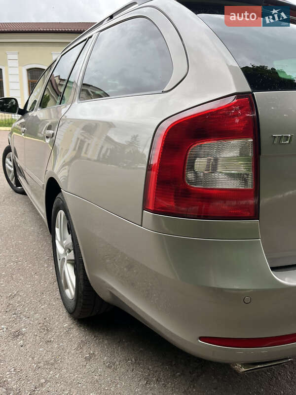 Універсал Skoda Octavia 2012 в Радивиліві