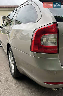 Універсал Skoda Octavia 2012 в 