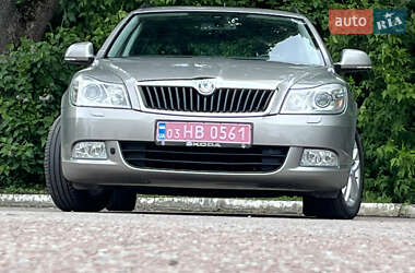 Універсал Skoda Octavia 2012 в 