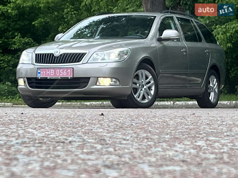 Універсал Skoda Octavia 2012 в Радивиліві