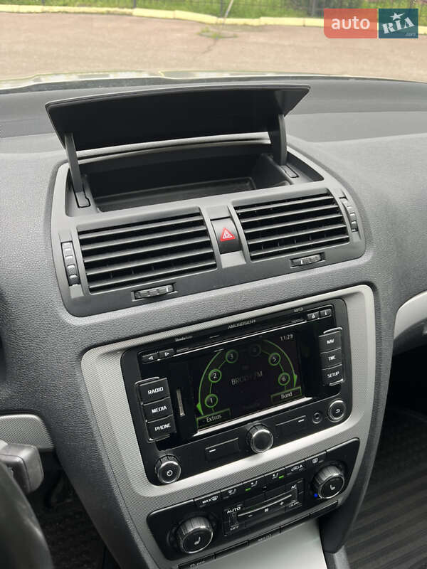 Універсал Skoda Octavia 2012 в Радивиліві