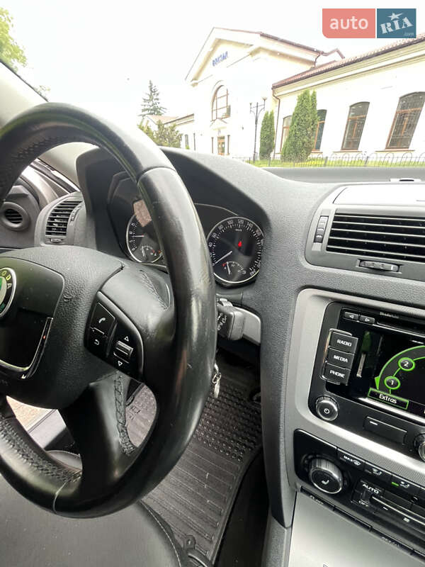 Універсал Skoda Octavia 2012 в Радивиліві